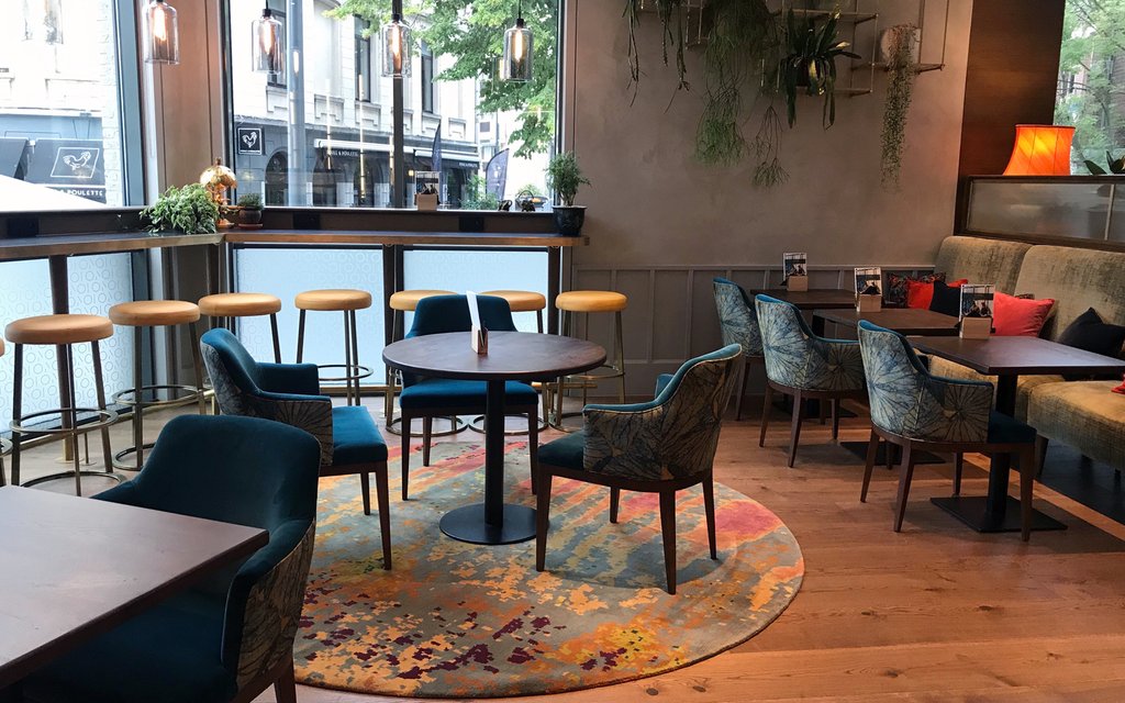 Claire Gaudion custom rug for Sofitel Brussels Europe by Russell Sage Studio