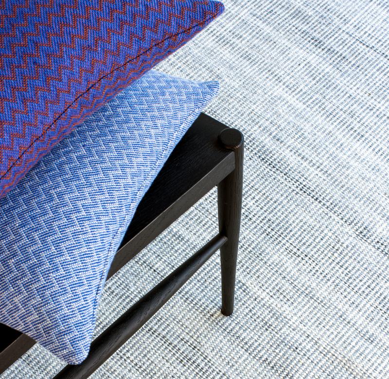 Wave Midday Cushion
